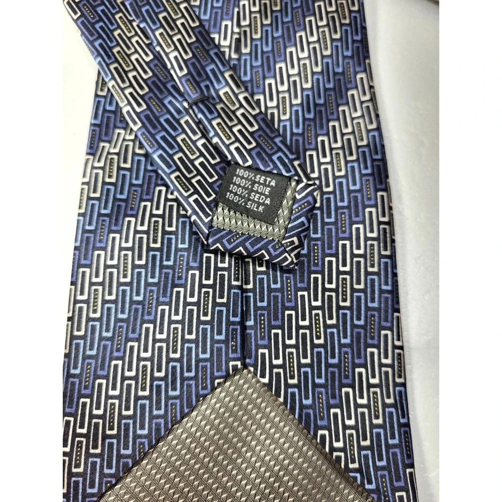Kilburne & Finch Blue‎ Geometric Print Silk Pointed Tie